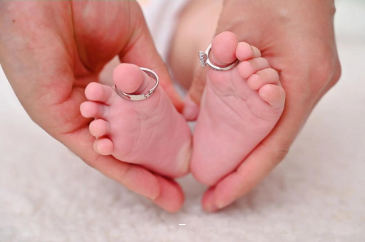 广州供卵包男孩宝宝猛涨期和嗜睡期